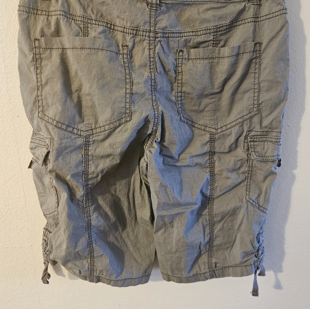 Naturals Reflections Womans Bermuda Shorts Size 6 - Picture 6 of 16